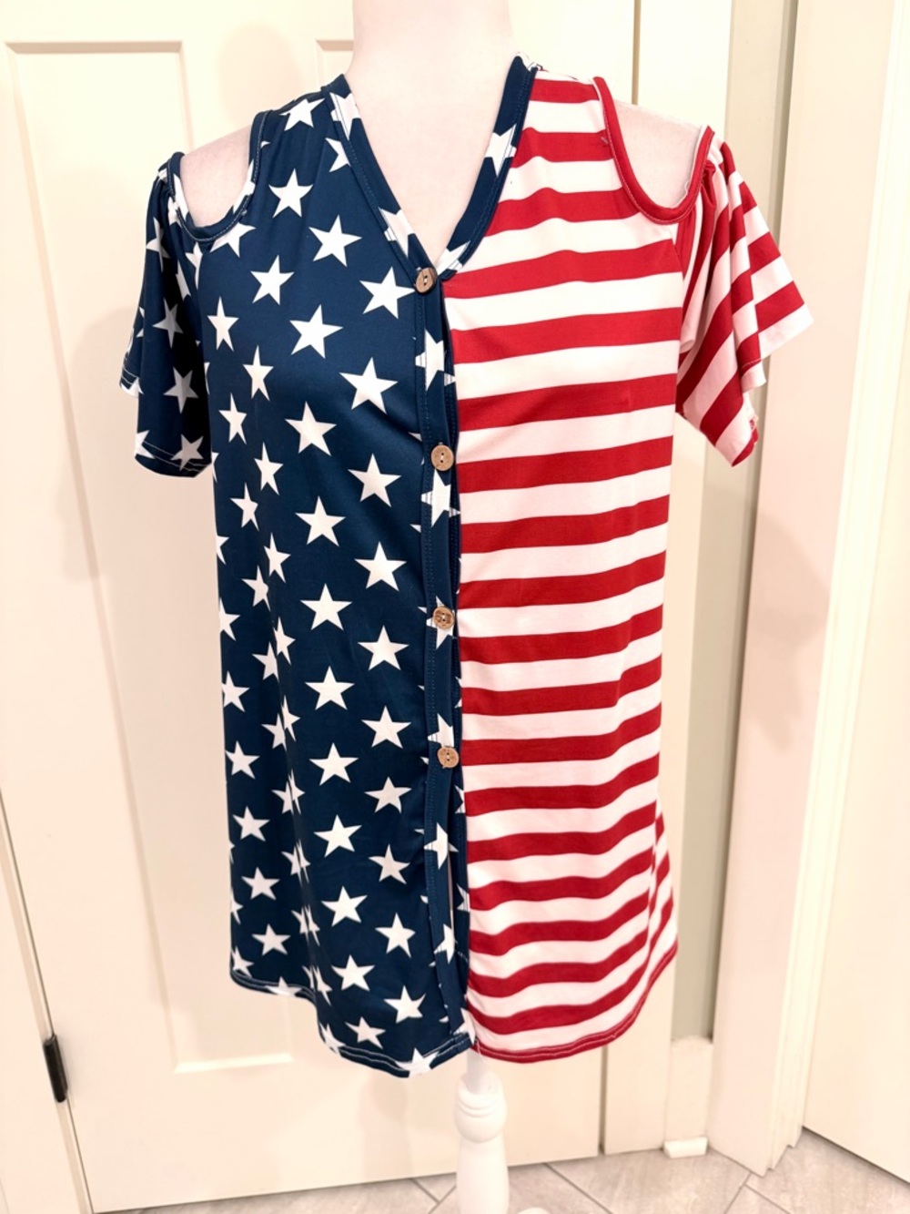 Spadehill Patriotic Top, Size M (runs large-see measurements)